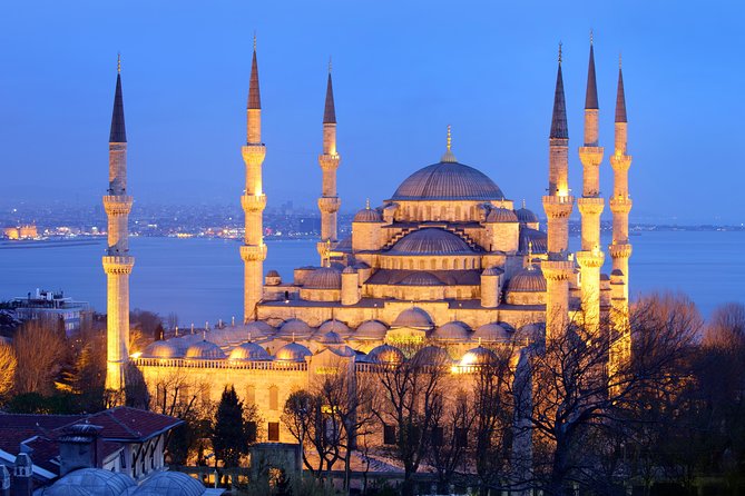 Istanbul Byzantine and Ottoman Tour: Hagia Sophia, Topkapi Palace, Blue Mosque and Grand Bazaar - Blue Mosque in 45 minutes: plan for the photo rush