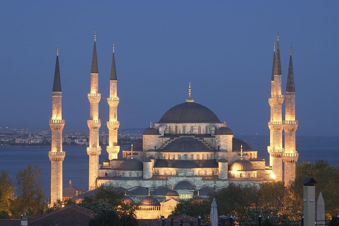 Istanbul Byzantine and Ottoman Tour: Hagia Sophia, Topkapi Palace, Blue Mosque and Grand Bazaar - Crowd days and the one thing you cannot control