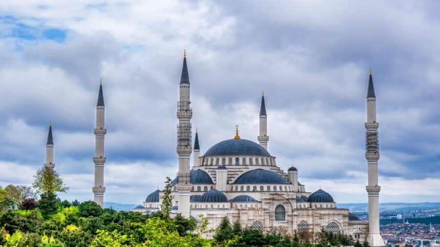 Istanbul: City Hightlights Bus Tour and Bosphorus Cruise - Price and value: what $96 really covers