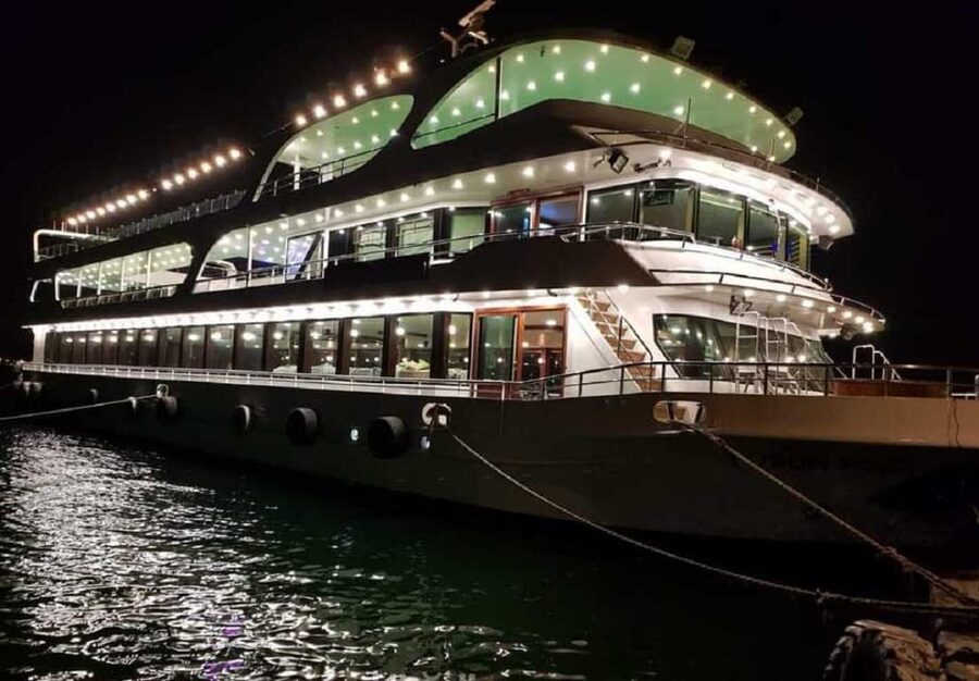 Istanbul City Sightseeing Tour & Turkish Dinner & Show - Why this 16-hour combo works in Istanbul