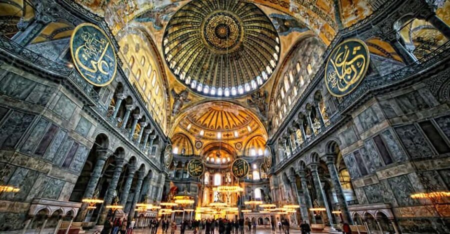 Istanbul City Sightseeing Tour & Turkish Dinner & Show - Topkapi Palace, Imperial Treasury, and the Hippodrome grounds