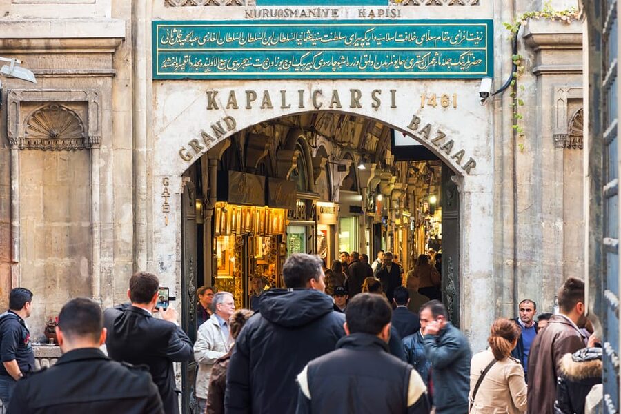 Istanbul City Walk: Blue Mosque, Hippodrome & Hagia Sophia - Sultanahmet Square: where Constantinople’s public life hit the ground