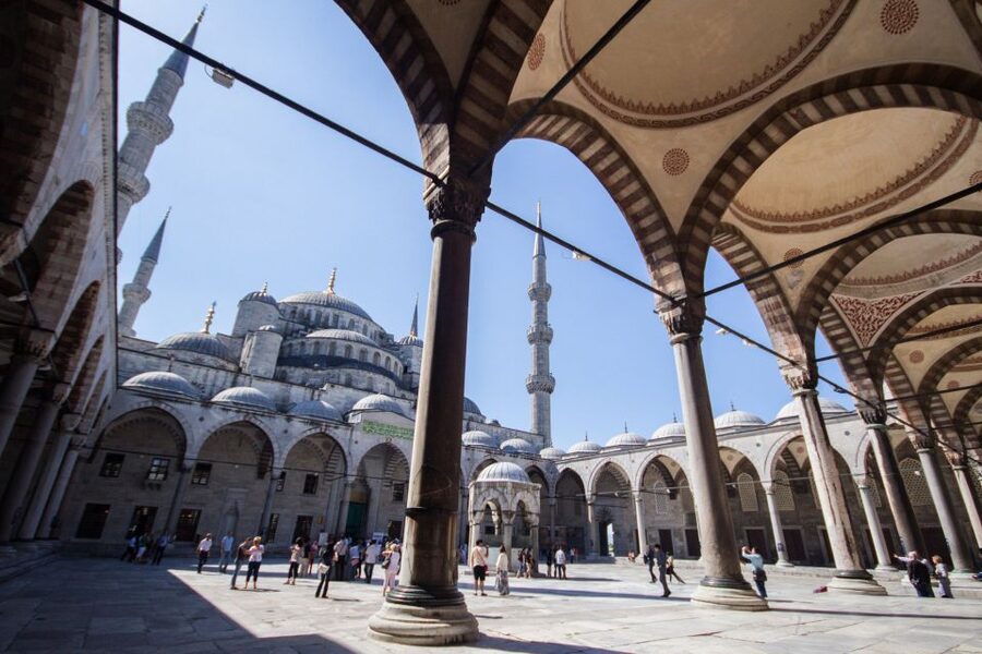 Istanbul Classics Tour - Hagia Sophia: what to notice besides the size