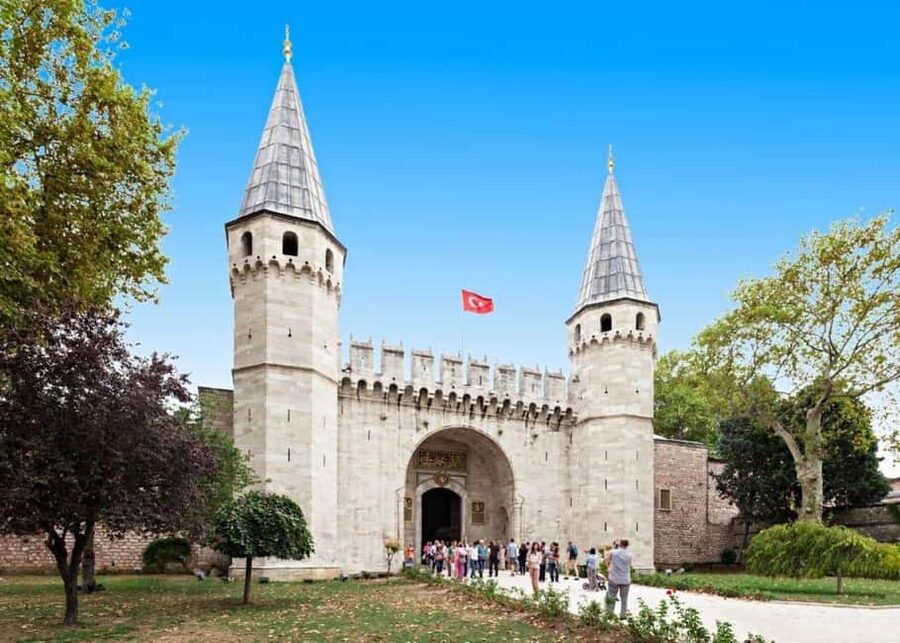Istanbul Combo: Topkapi Palace, Hagia Sophia & Blue Mosque - How this one-day plan actually works (and how to stay sane)