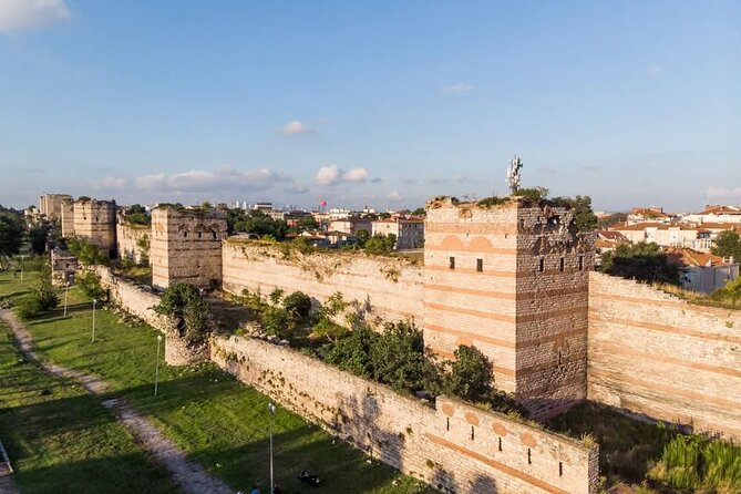 Istanbul Constantinople City Walls and Chora Church Private Tour - Stop 2: Yedikule Fortress and Seven Dungeons, a fortress with heavy stories
