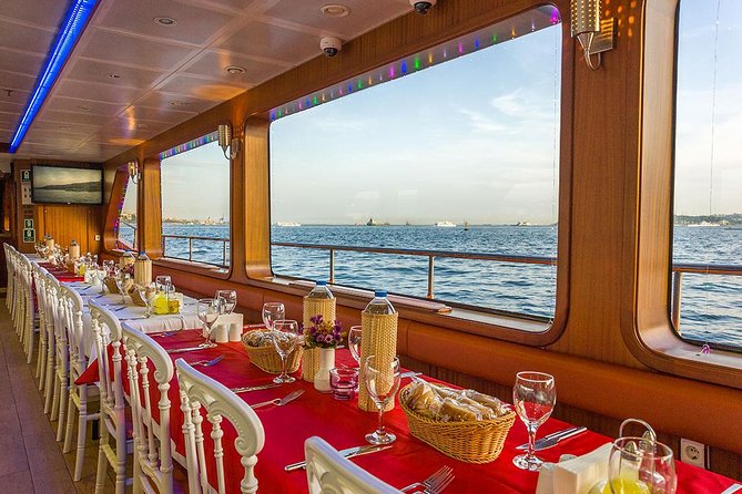 Istanbul Dinner Cruise - Duration and timing: how to fit 3 hours 30 minutes into Istanbul