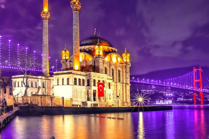 Istanbul Dinner Cruise with Dinner & Entertaintment Private Tables - Entertainment that does not take over the whole ship