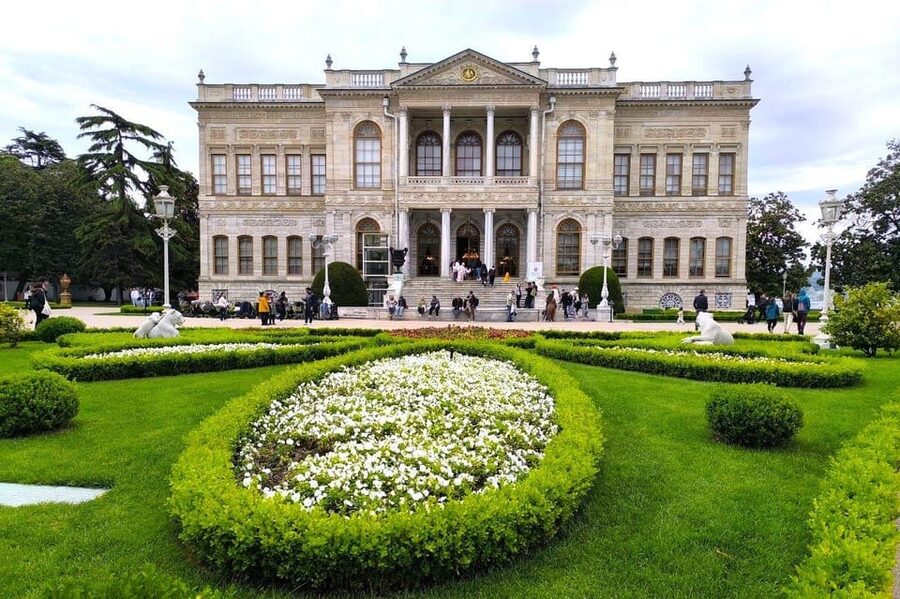 Istanbul: Dolmabahce Palace and Harem Skip-the-Line Ticket - Skip-the-line Entry, but Not Zero Hassle