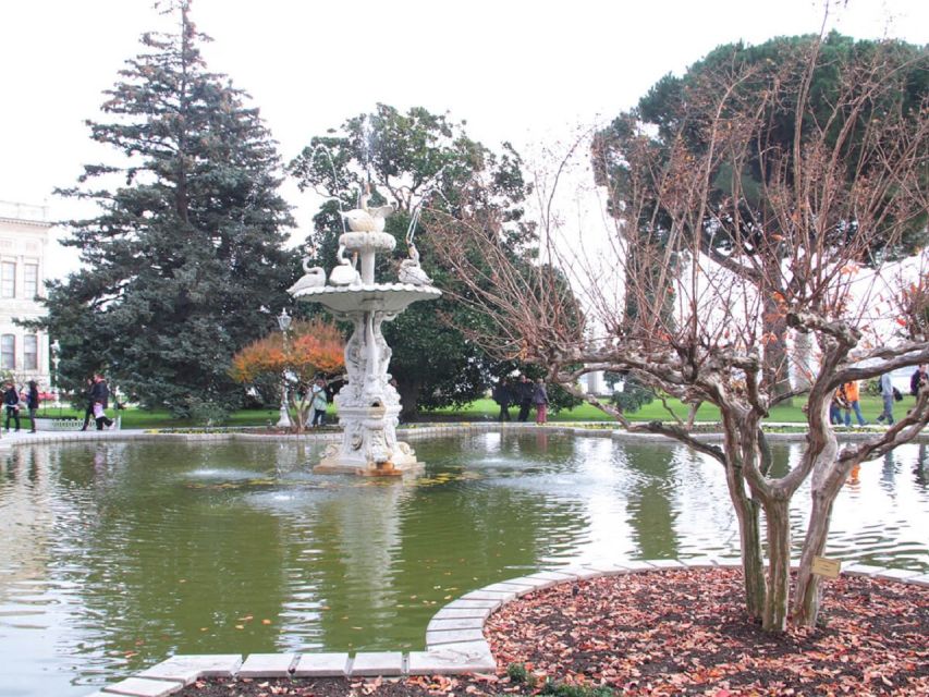 Istanbul: Dolmabahçe Palace and Uskudar Guided Tour - Skip the line, and what that means for your time