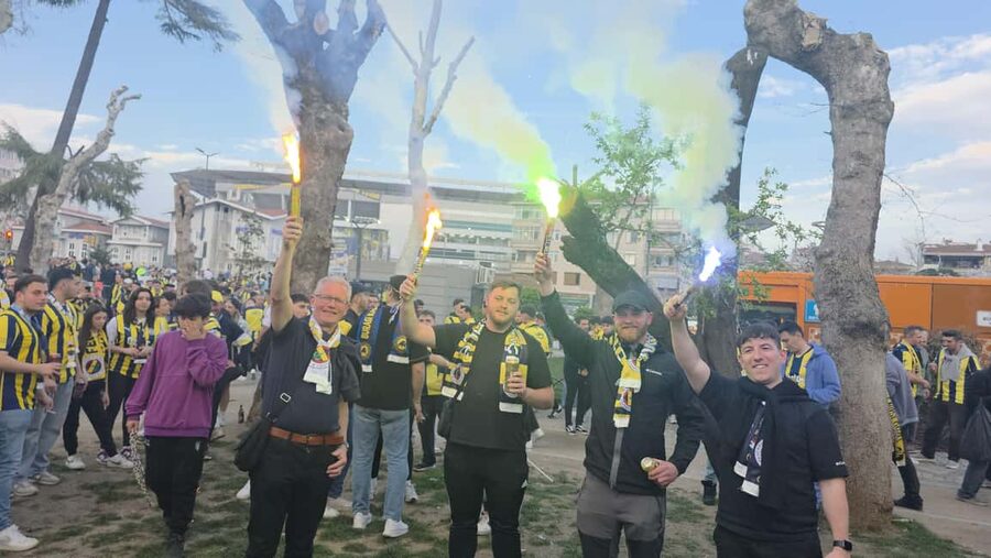 Istanbul: Enjoy a football match day experience with Local - The guide’s job: more than directions, it’s context