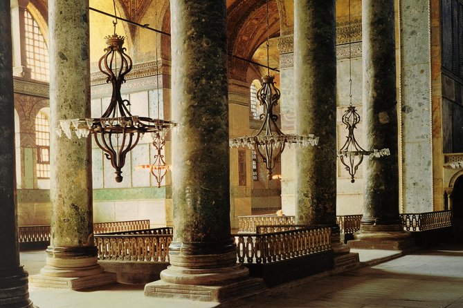Istanbul Essentials – Skip-the-Line Full-Day Experience - A small-group day that stays focused on Sultanahmet