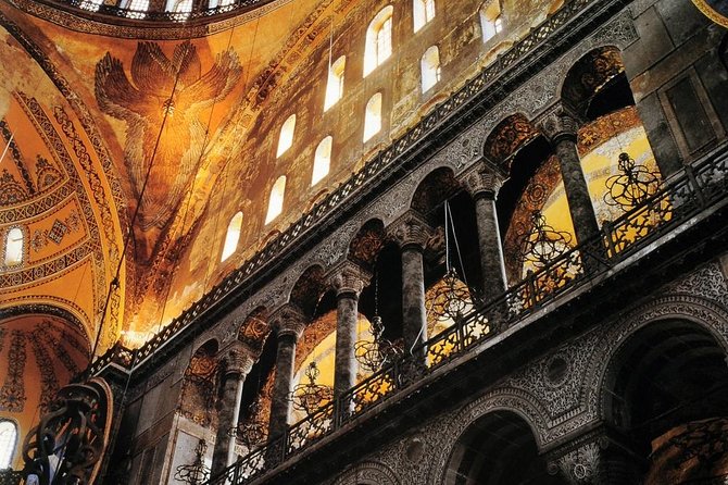 Istanbul Essentials – Skip-the-Line Full-Day Experience - Small monuments that make the map feel logical