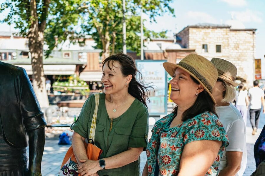 Istanbul: European and Asian Side Guided Foodie Walking Tour - Who This Tour Fits Best (and Who Might Want to Skip It)