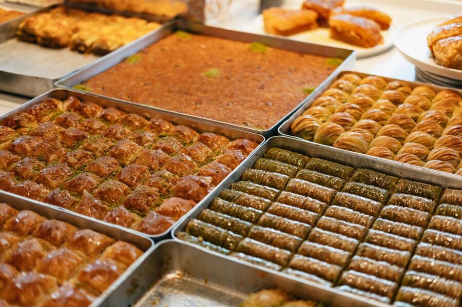 Istanbul: European and Asian Side Guided Foodie Walking Tour - Kadıköy Market: Guided Wandering, Snacks, and Street-Level Istanbul