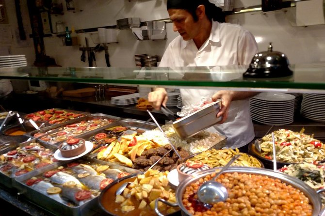 Istanbul: Evening Private Food Tour In Kadikoy - From Eminönü at 6:00 pm: the tour’s smart timing