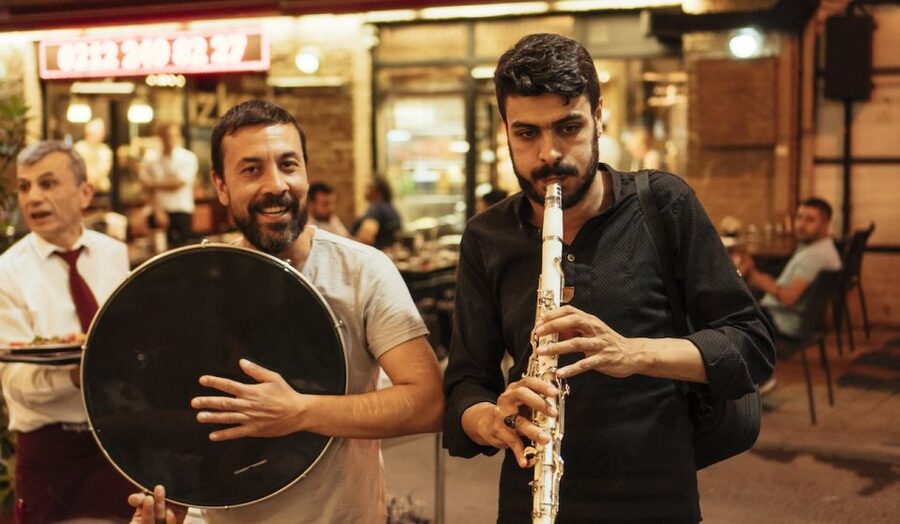Istanbul: Evening Walking City Tour with A Private Guide - Public transport ticket and why 2.5 hours is a sweet spot