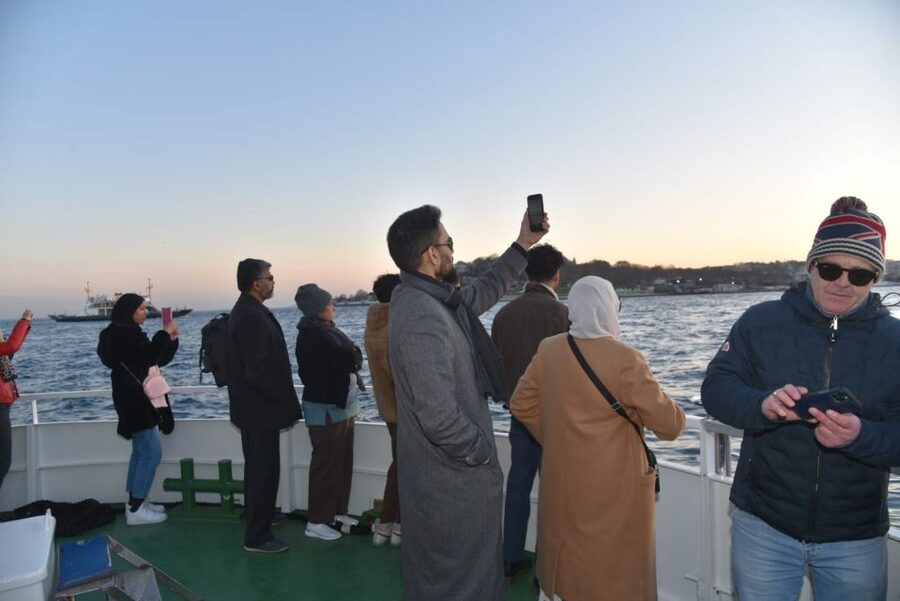 Istanbul: Explore Bosphorous on a Sunset Boat Cruise - Why the Bosphorus at sunset feels like Istanbul’s best shortcut