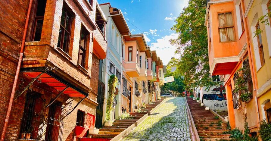 Istanbul: Fener, Balat, Old Greek and Jewish Quarter Tour - Key moments that make this tour worth your time