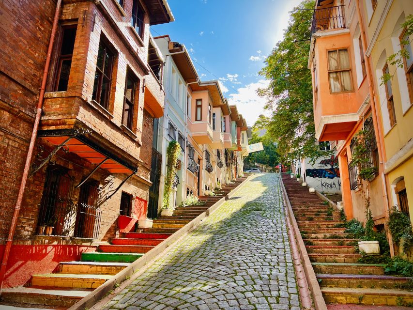 Istanbul: Fener, Balat, Old Greek and Jewish Quarter Tour - Golden Horn orientation and the lead-in before the walk