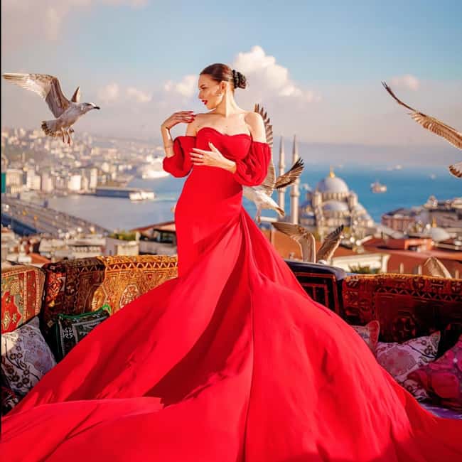 Istanbul: Flying Dress Photoshoot at Rooftop Terrace - Rooftop flying-dress photos work because Istanbul has the light and drama