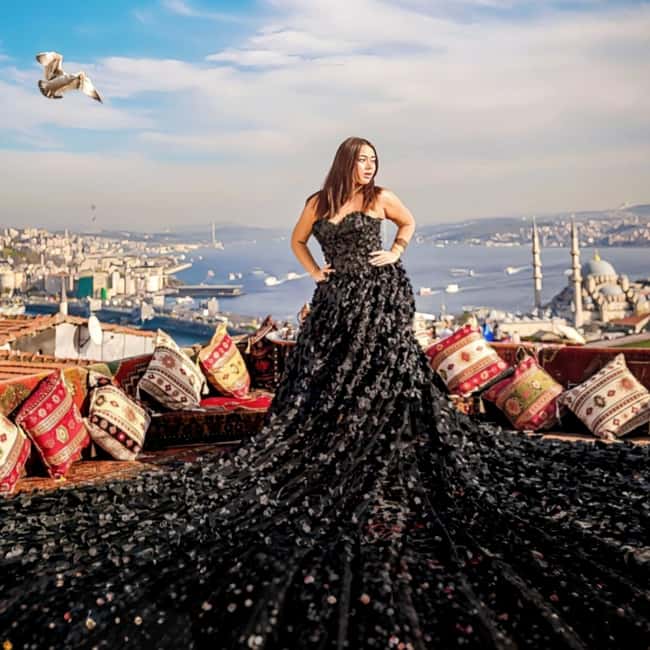 Istanbul: Flying Dress Photoshoot at Rooftop Terrace - Delivery: fast, edited, and share-ready for your next scroll