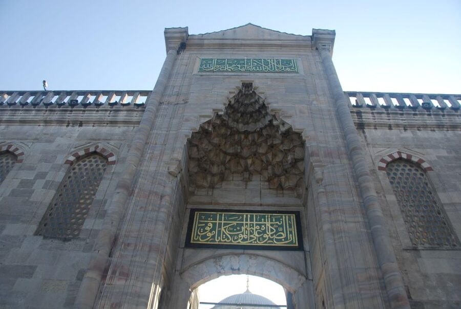 Istanbul Full Day Byzantine & Ottoman Traces Tour - The Roman Hippodrome monuments in Sultanahmet Square