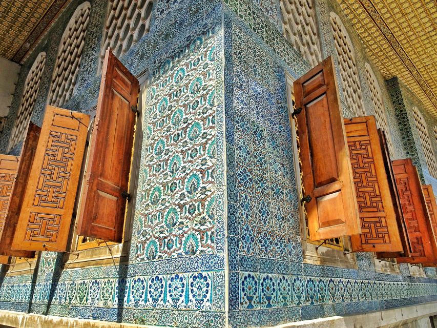 Istanbul: Full-Day City Highlights Tour with Lunch - Pickup, timing, and the reality of walking
