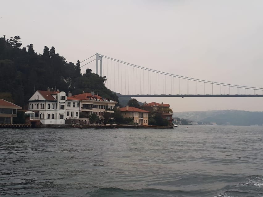 Istanbul: Full-Day City Tour with Bosphorus Cruise and Lunch - Getting picked up in Beyoğlu or Fatih, and why the pickup zones matter