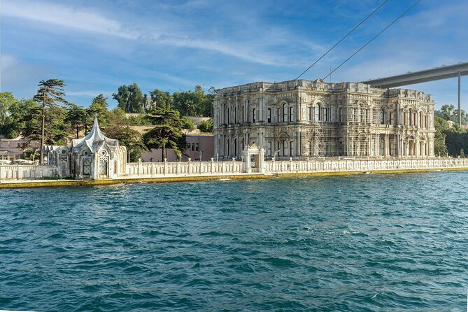 Istanbul Full Day Europe and Asia Sides Tour - A 10 to 11 Hour Istanbul Europe-Asia Loop, with Pickup Done for You