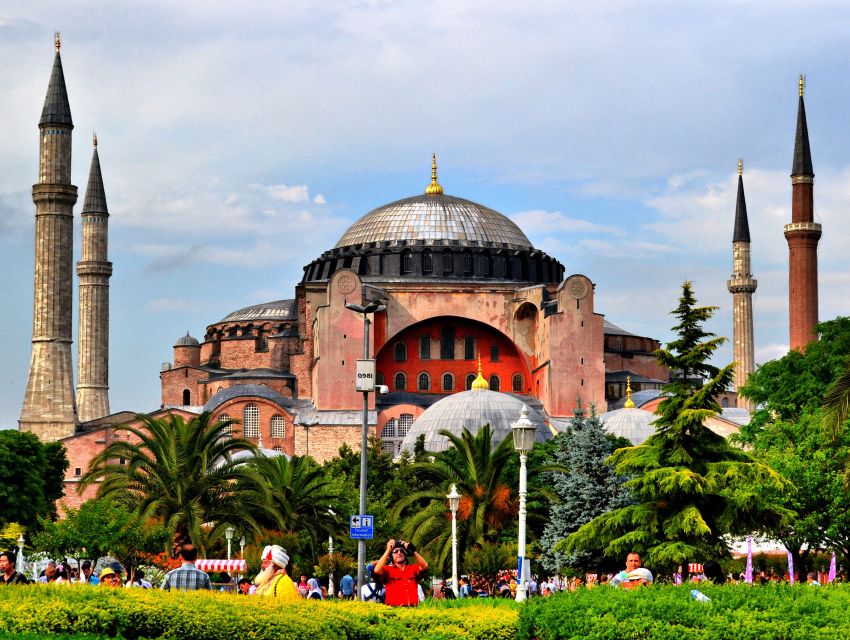Istanbul: Full-Day Guided Tour of the Old City - Topkapi Palace: Ottoman Power in Crystal, Silver, and Porcelain