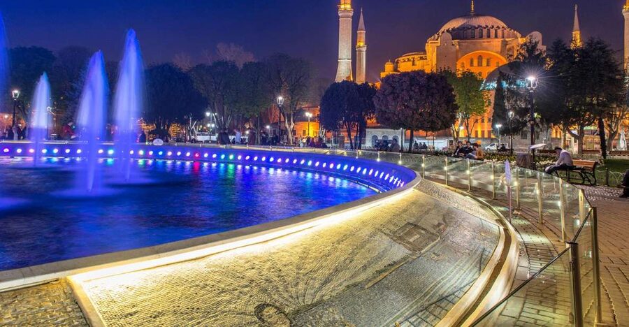 Istanbul: Full-Day Highlights Tour with Guide and Lunch - Blue Mosque: Six Minarets and the Right Kind of Visit