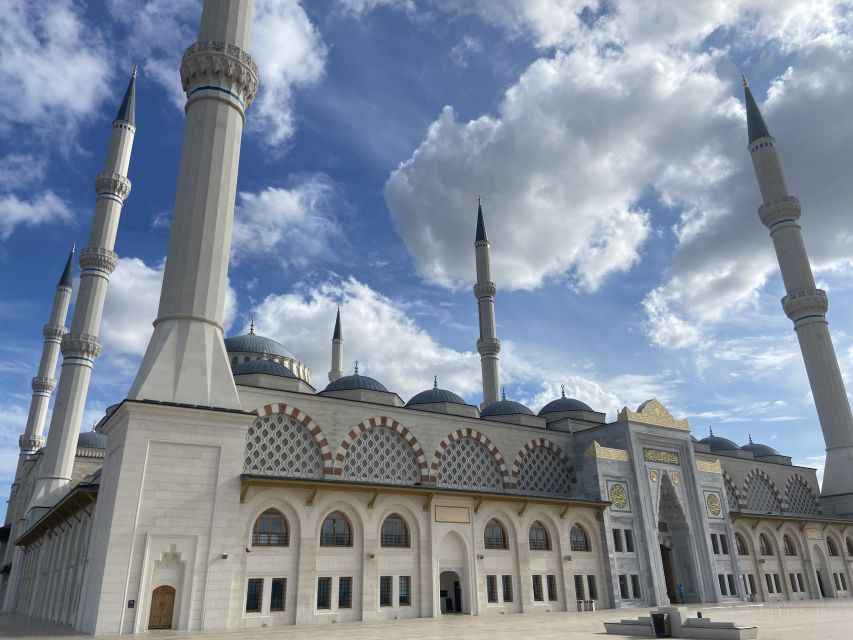 Istanbul: Full-Day Imperial & Asia Small Group Tour - Lunch in Sultanahmet: a real reset