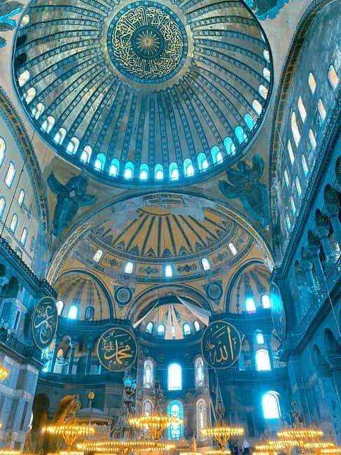 Istanbul: Full-Day Private City Highlights Guided Tour - Topkapi Palace Courtyards: Ottoman Power in Real Space