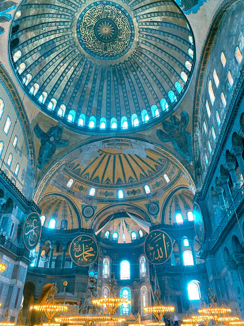 Istanbul: Full-Day Private City Highlights Guided Tour - Basilica Cistern: A Cool, Quiet Pause Under Istanbul