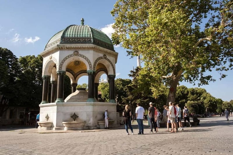 Istanbul: Full Day Private Guided Tour for Iconic Landmarks - Skip the Ticket Line: What Priority Means in Real Time