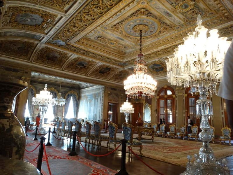 Istanbul: Full-Day Tour with Dolmabahce & Bosphorus Cruise - Key highlights to look for