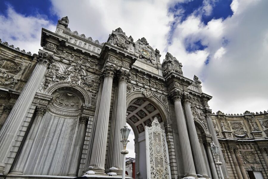 Istanbul: Get Your Guide and Explore the Best of the City - Sultanahmet district walking time: Hippodrome area orientation
