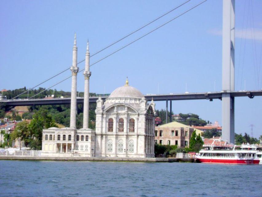 Istanbul: Golden Horn & Bosphorus Day Cruise - Pierre Loti Hill by cable car, plus tea with a Golden Horn view