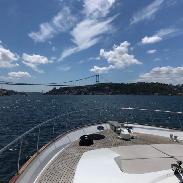 Istanbul:Golden Horn&Bosphorus Sunset Cruise on Luxury Yacht - Dolmabahçe and Çırağan Palaces: What You See When You Don’t Have to Queue