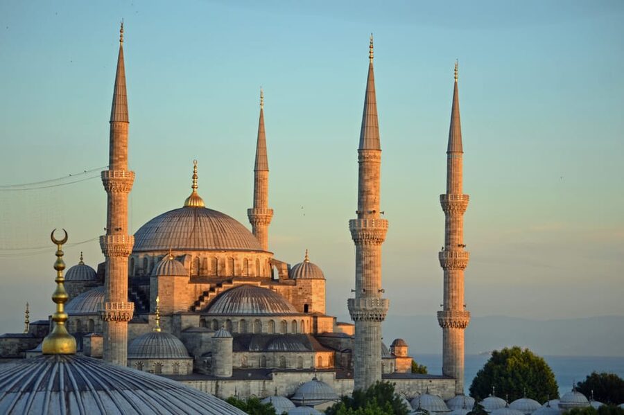 Istanbul: Guided City Highlights Day Trip - Hippodrome monuments: Roman social life, not just ruins
