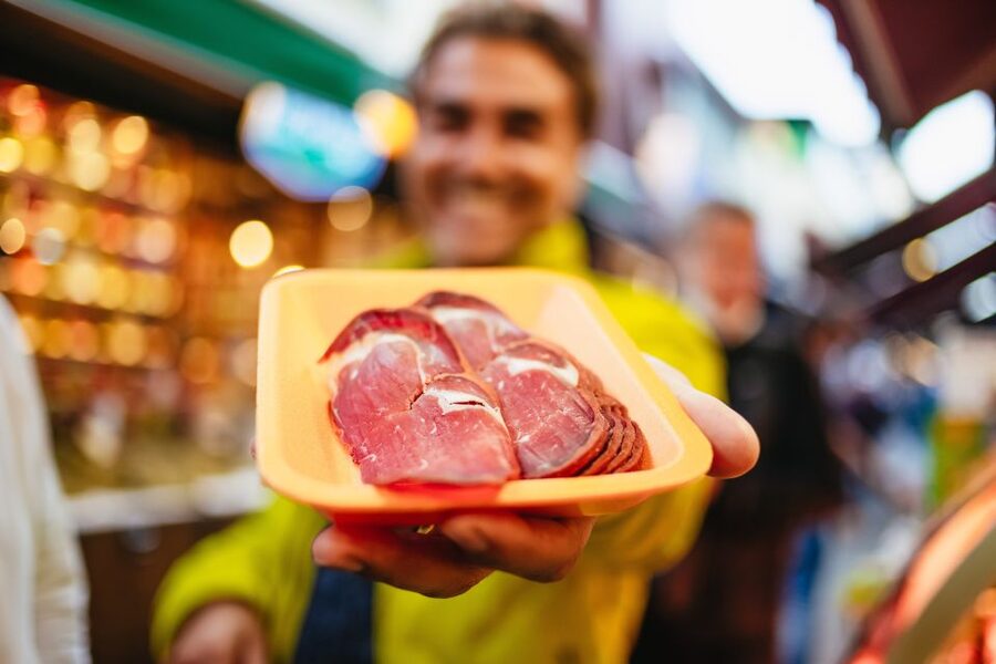 Istanbul: Guided Food and Culture Tour - Kadıköy Square coffee tasting, then dessert back in Karaköy