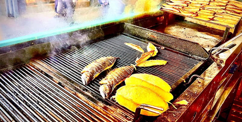 Istanbul: Guided Food Tour with Ferry Ride and Tastings - İskender Kebap and Mussels: Two Stops That Explain Istanbul’s Sauce Culture