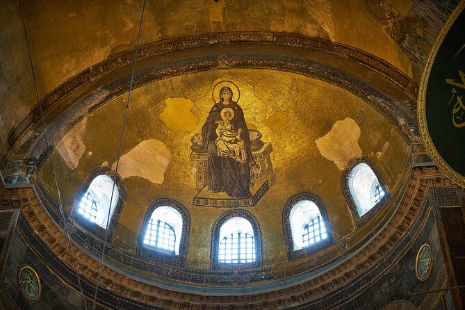 Istanbul Hagia Sophia & Basilica Cistern Guided Tour with Tickets - The group size and headset setup: small details that change your experience