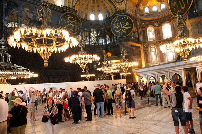 Istanbul: Hagia Sophia & Blue Mosque Guided & Small-Group Tour - Price and logistics: what you truly get for $24.98
