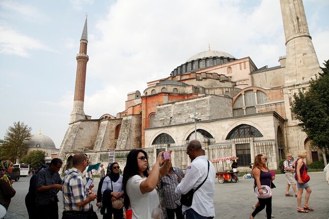 Istanbul: Hagia Sophia & Blue Mosque Guided & Small-Group Tour - Where the tour actually starts, and where it ends