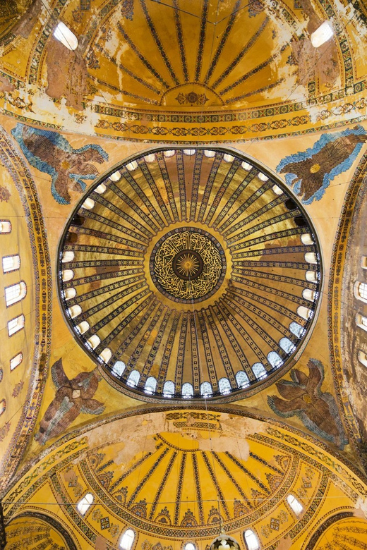 Istanbul: Hagia Sophia Guided Tour with Skip-the-Line Entry - Meeting at Busforus, Then to the Mosque Complex