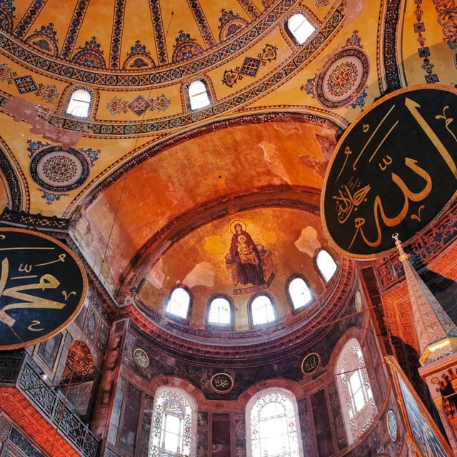 Istanbul: Hagia Sophia Guided Tour with Skip-the-Line Entry - What the Guide Covers in This 30-Minute Visit