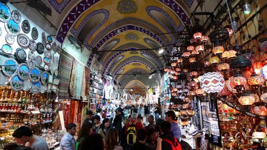 Istanbul: Half-Day Highlights Guided Tour with Transfer - Hagia Sophia: Byzantine Mosaics, and Why the Timing Helps