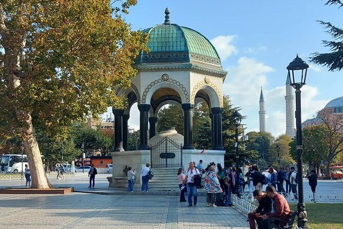 Istanbul Highlights! Blue Mosque, Hagia Sophia, Topkapı and More! - From German Fountain to Sultanahmet: how the day flows