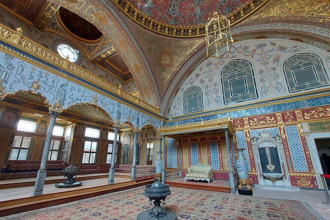 Istanbul Highlights! Blue Mosque, Hagia Sophia, Topkapı and More! - Tamara Restaurant Sultanahmet: a lunch break that doesn’t derail the day